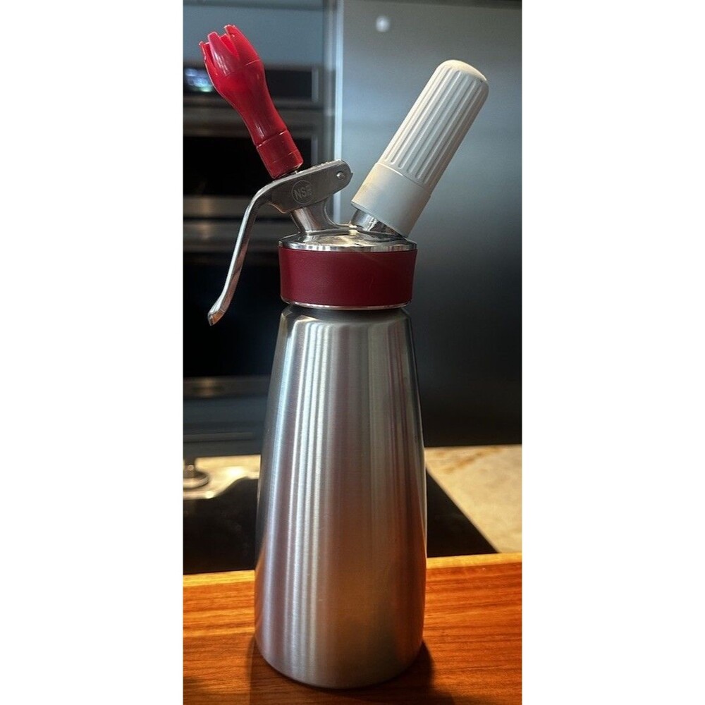 ISI Kurschnergasse 4 Gourmet Whipped Cream Dispenser 1 Pint / .5 Liter